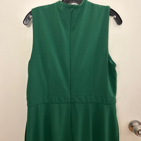 Green Jumpsuit with Pockets 16 - Picture 5 of 5